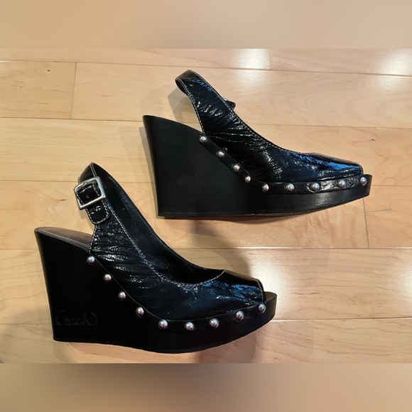 Coach Renea Crinkle Black Patent Leather peep toe wedge with silver studs Size 9 - Picture 5 of 8